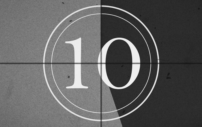 A countdown display shows the number 10